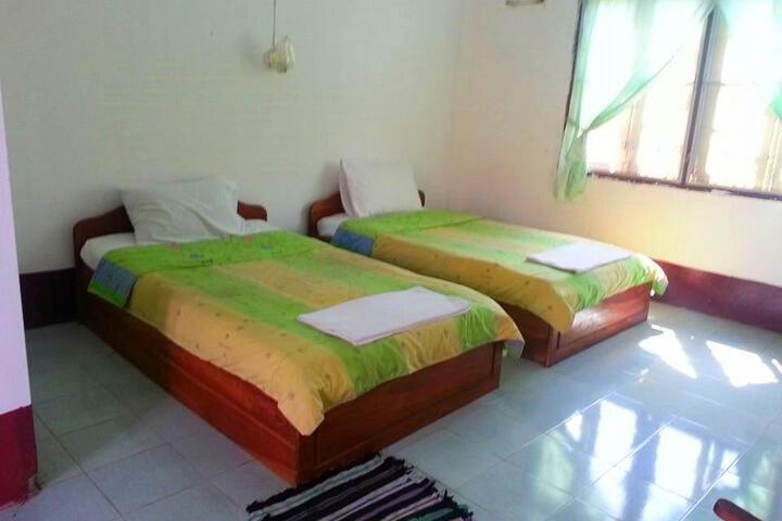 Thavisab Hotel