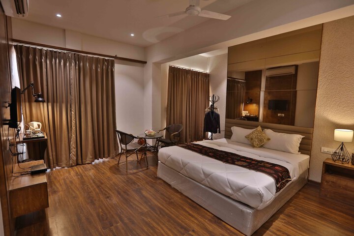 Room 5 of 59