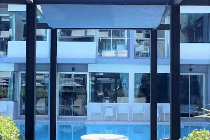 Pool 18 of 27