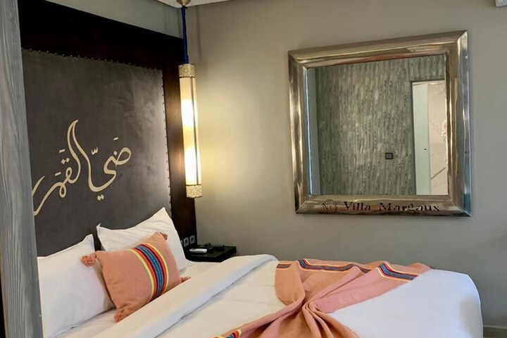 Room 13 of 26
