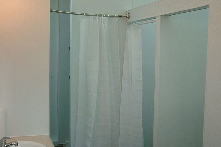 Room 32 of 60