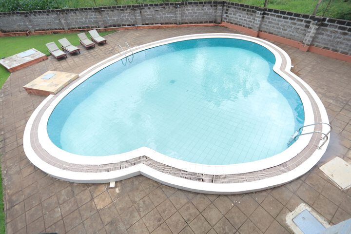 Pool 37 of 74