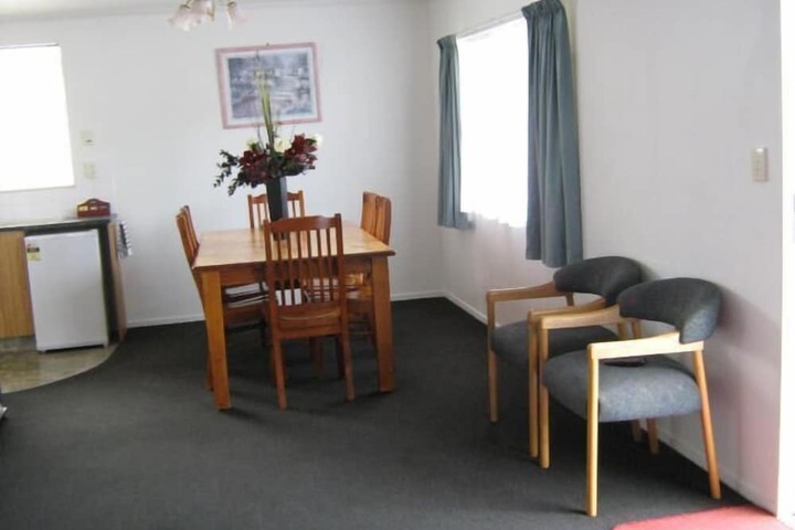 Room 26 of 40
