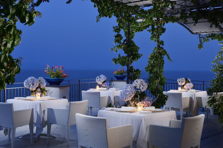 Dining 100 of 132