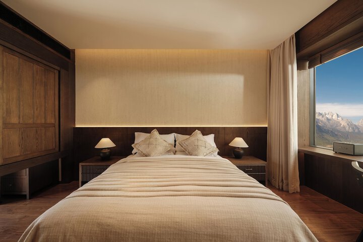 Room 48 of 99