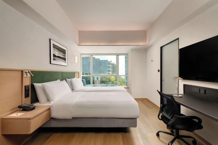 Room 21 of 58