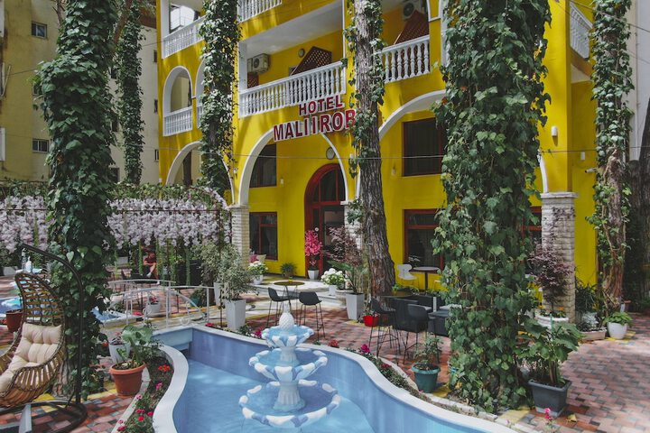 Hotel 33 of 51
