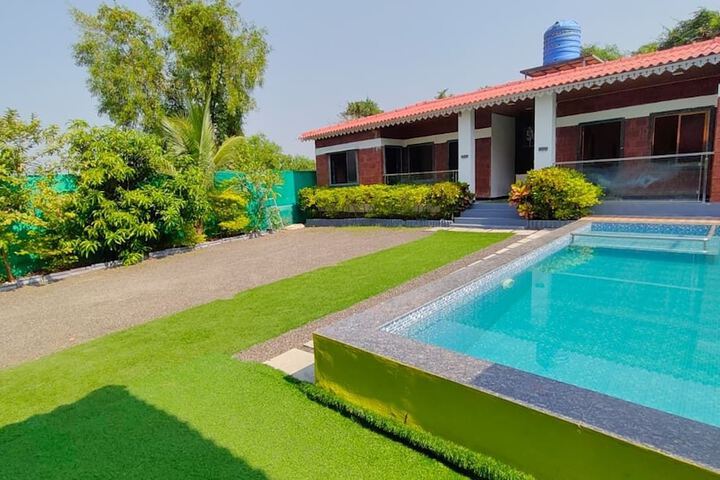 Pool 5 of 10