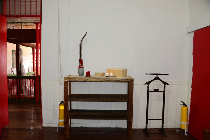 Room 16 of 72