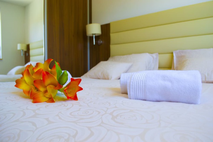 Room 14 of 30