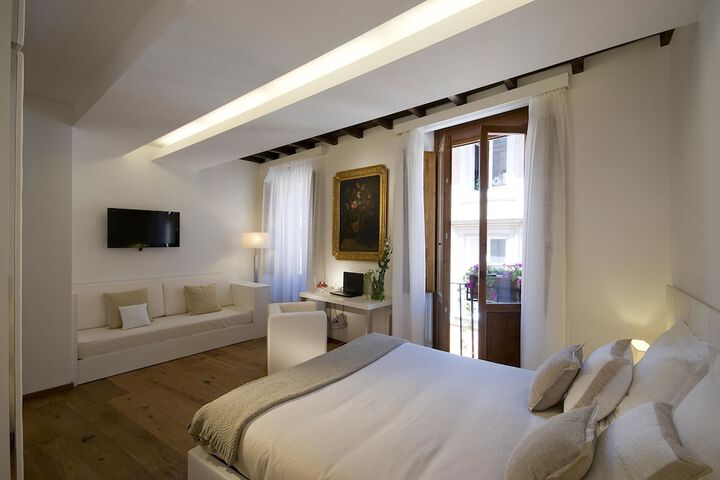 Room 9 of 40