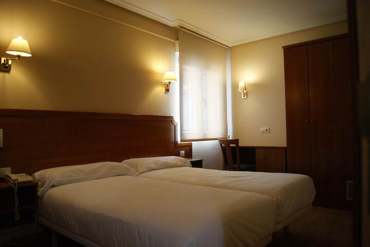 Room 7 of 49