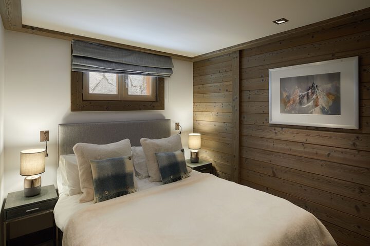 Room 25 of 146