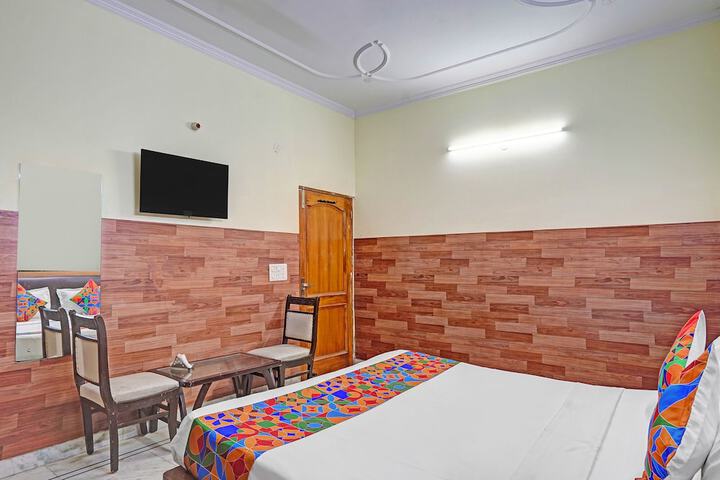 Room 18 of 26