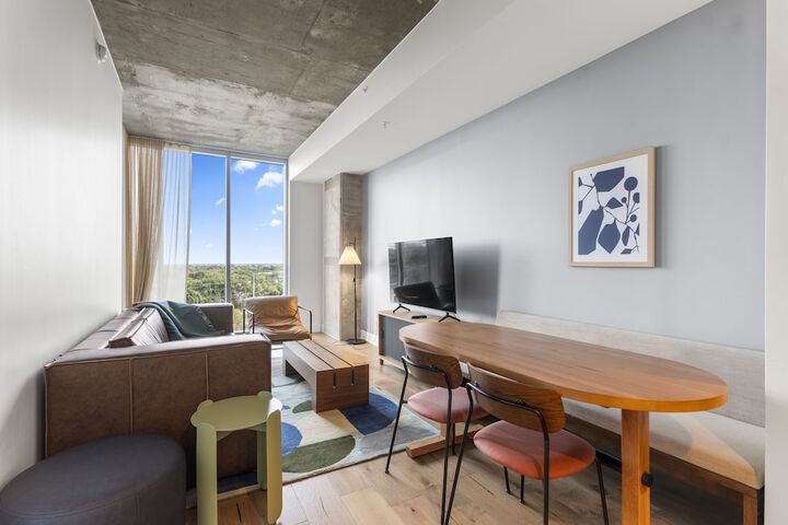 Room 511 of 860