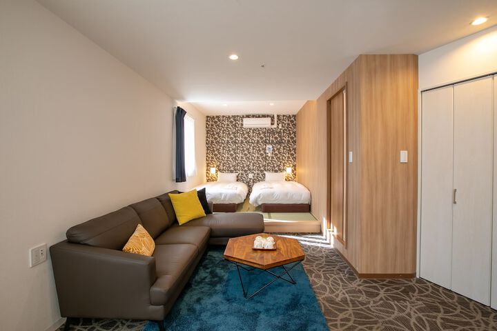 Room 8 of 61