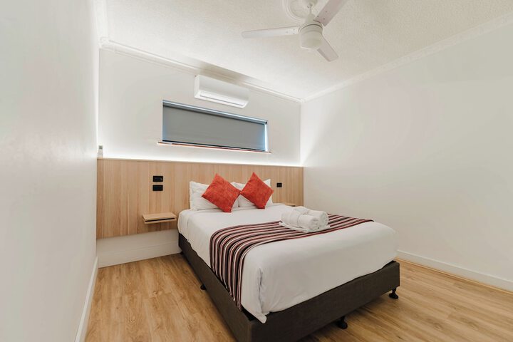 Room 19 of 62
