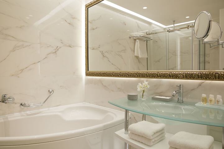Clean Restrooms
