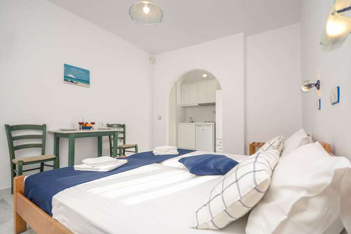 Room 6 of 38