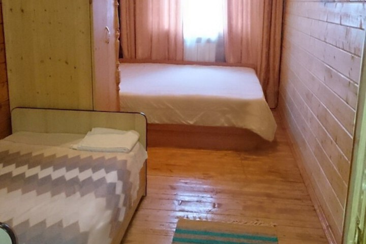 Room 13 of 24