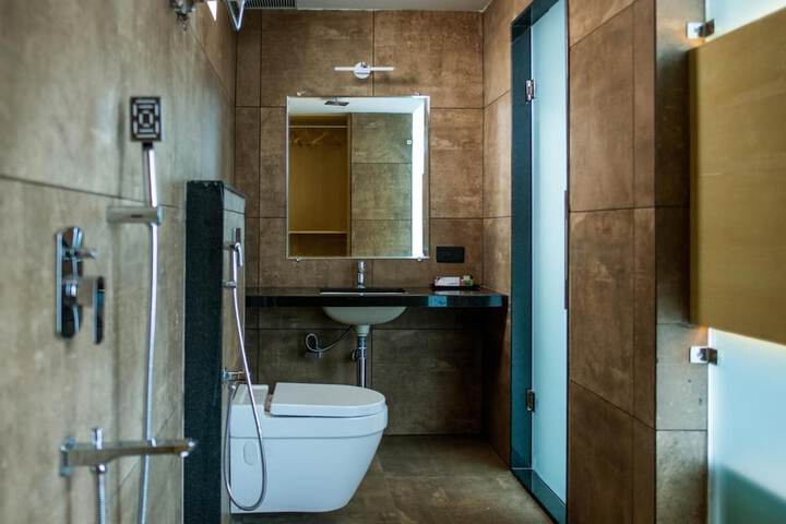 Room 20 of 36