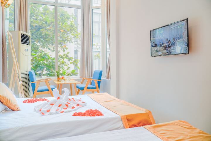 Room 2 of 57