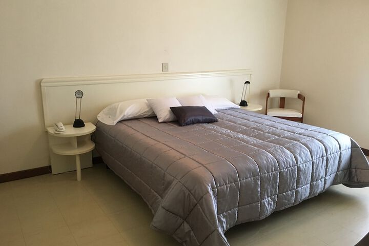 Room 55 of 154
