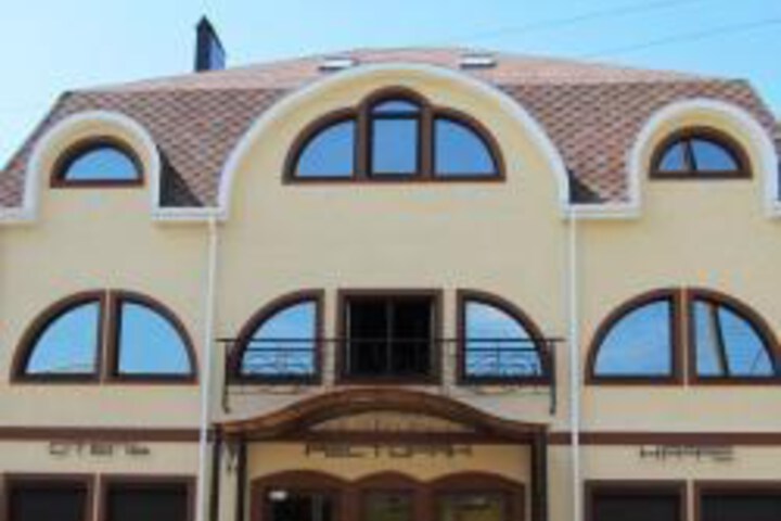 Hero Image 1 of 19