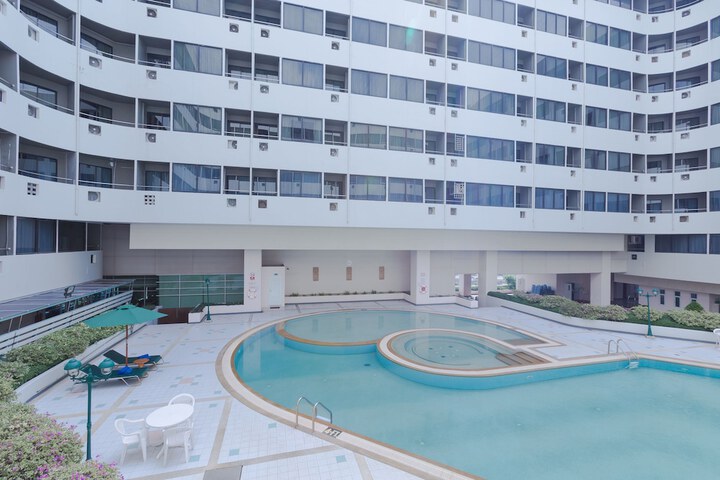 Pool 67 of 104
