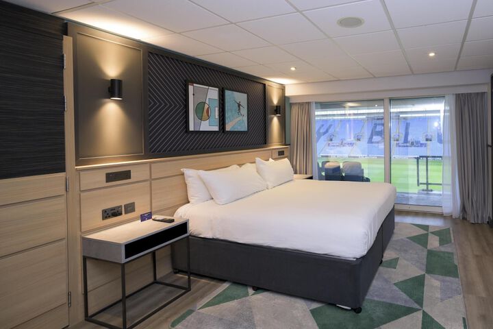 Room 43 of 124