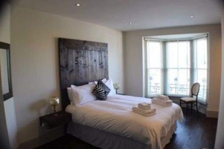 Room 15 of 42