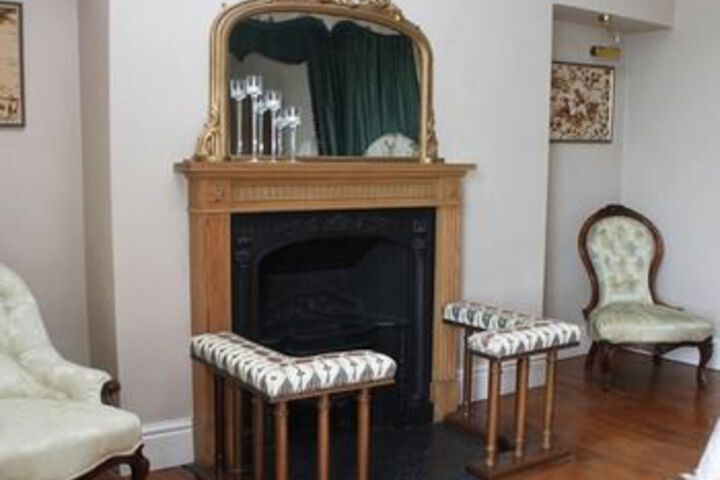 Room 11 of 20