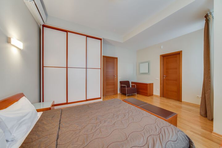 Room 21 of 112