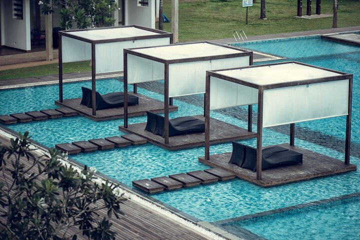 Pool Hotel