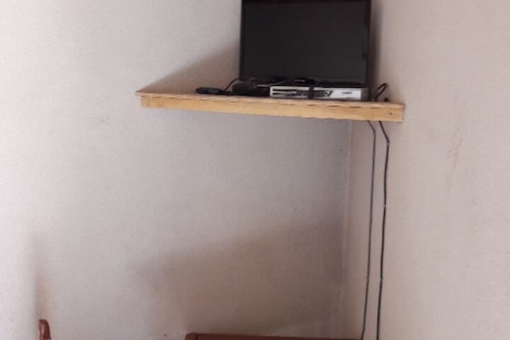 Room 15 of 40