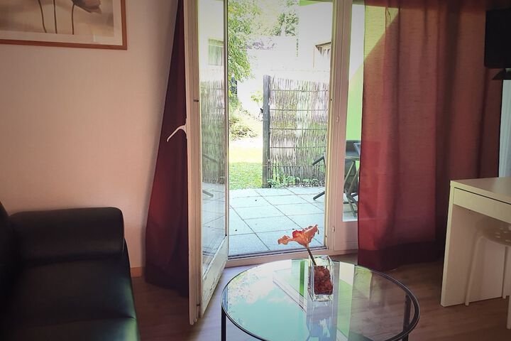 Room 9 of 26