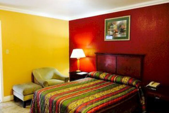 Room 14 of 20
