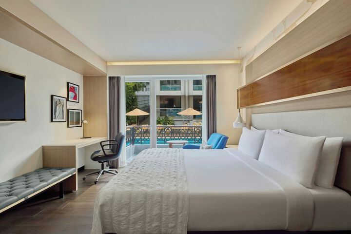 Room 15 of 59