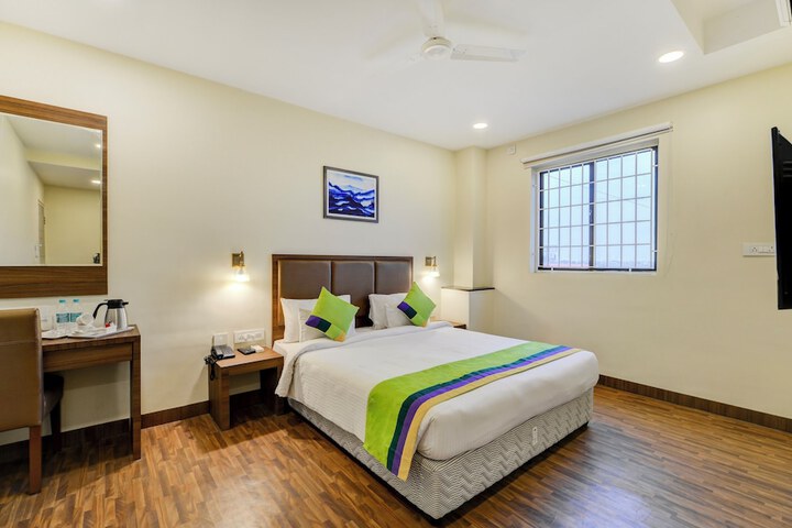 Room 21 of 40