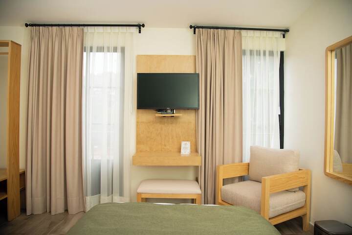 Room 25 of 96