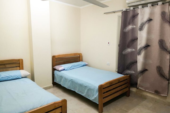 Room 12 of 26