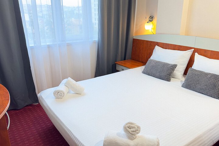 Room 15 of 41