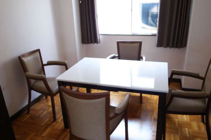 Room 5 of 15