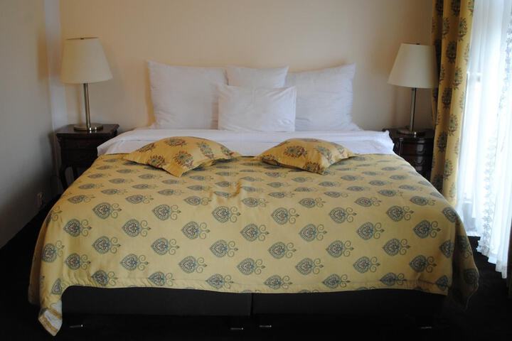 Room 15 of 41
