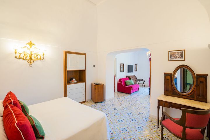 Room 16 of 87
