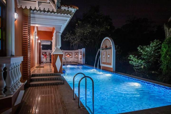 Pool 7 of 24