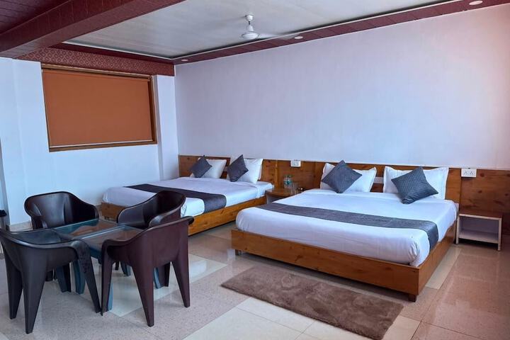 Room 45 of 113