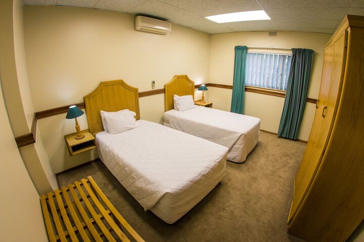 Room 2 of 15