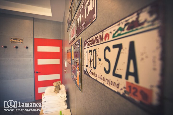 Room 10 of 115