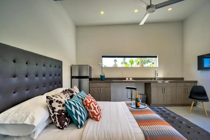 Exterior of Best in Palm Springs . Featured In Dwell . & All En Suite Baths